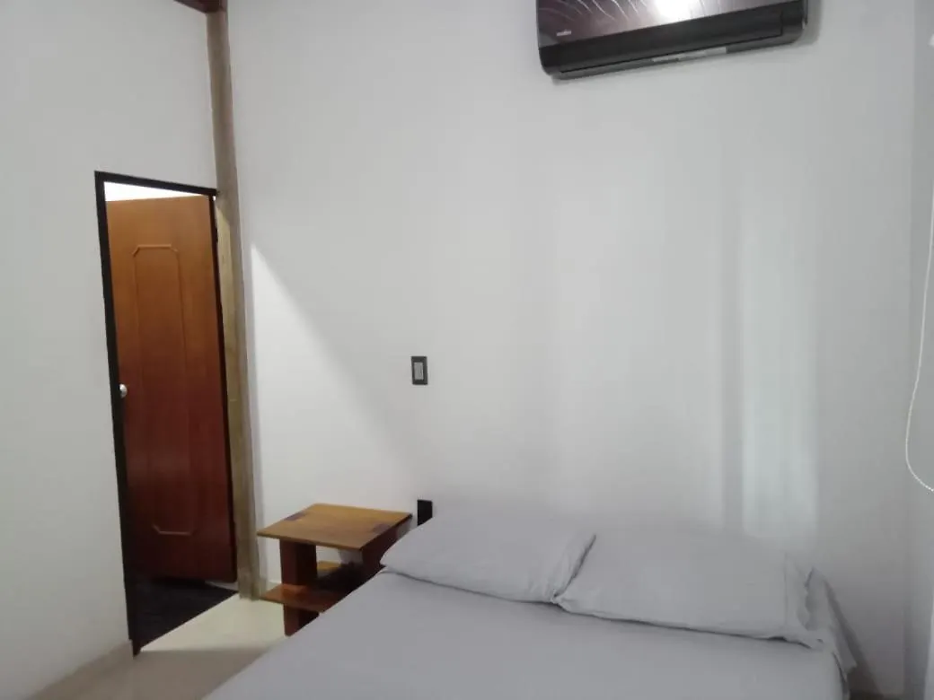 B Vacation House Hotel Santa Marta  Pensión