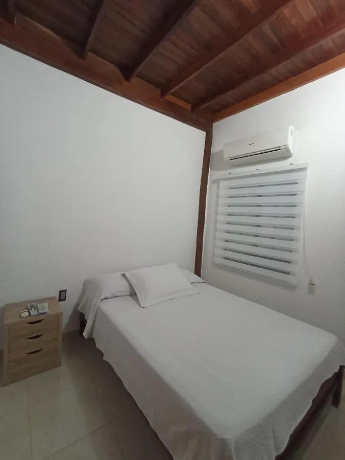 Pensión B Vacation House Hotel Santa Marta